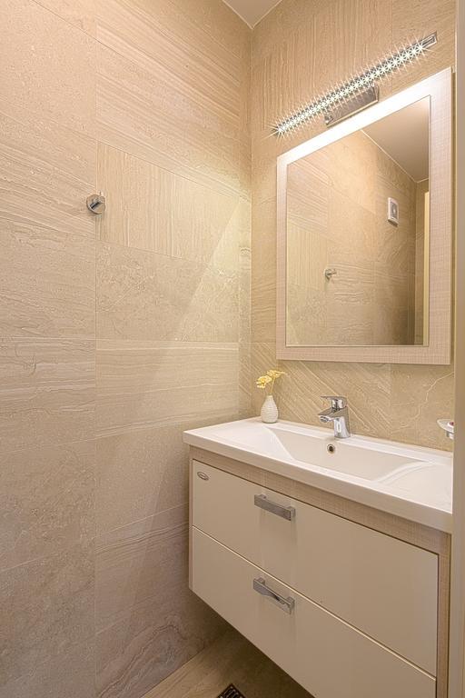 Apartman Aria *