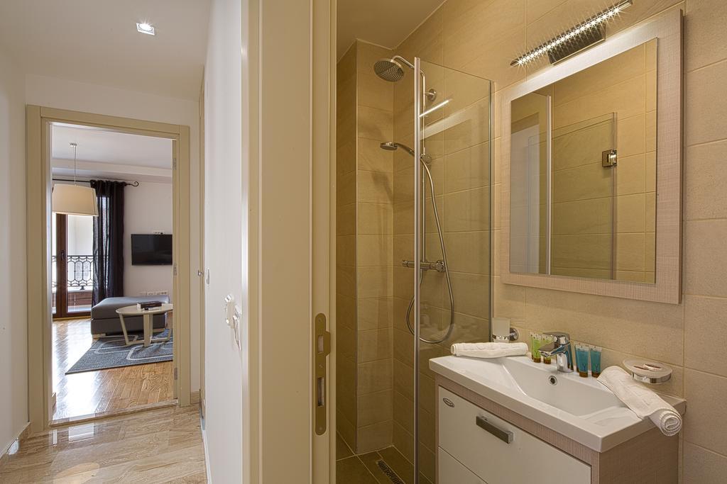 Aria Apartment